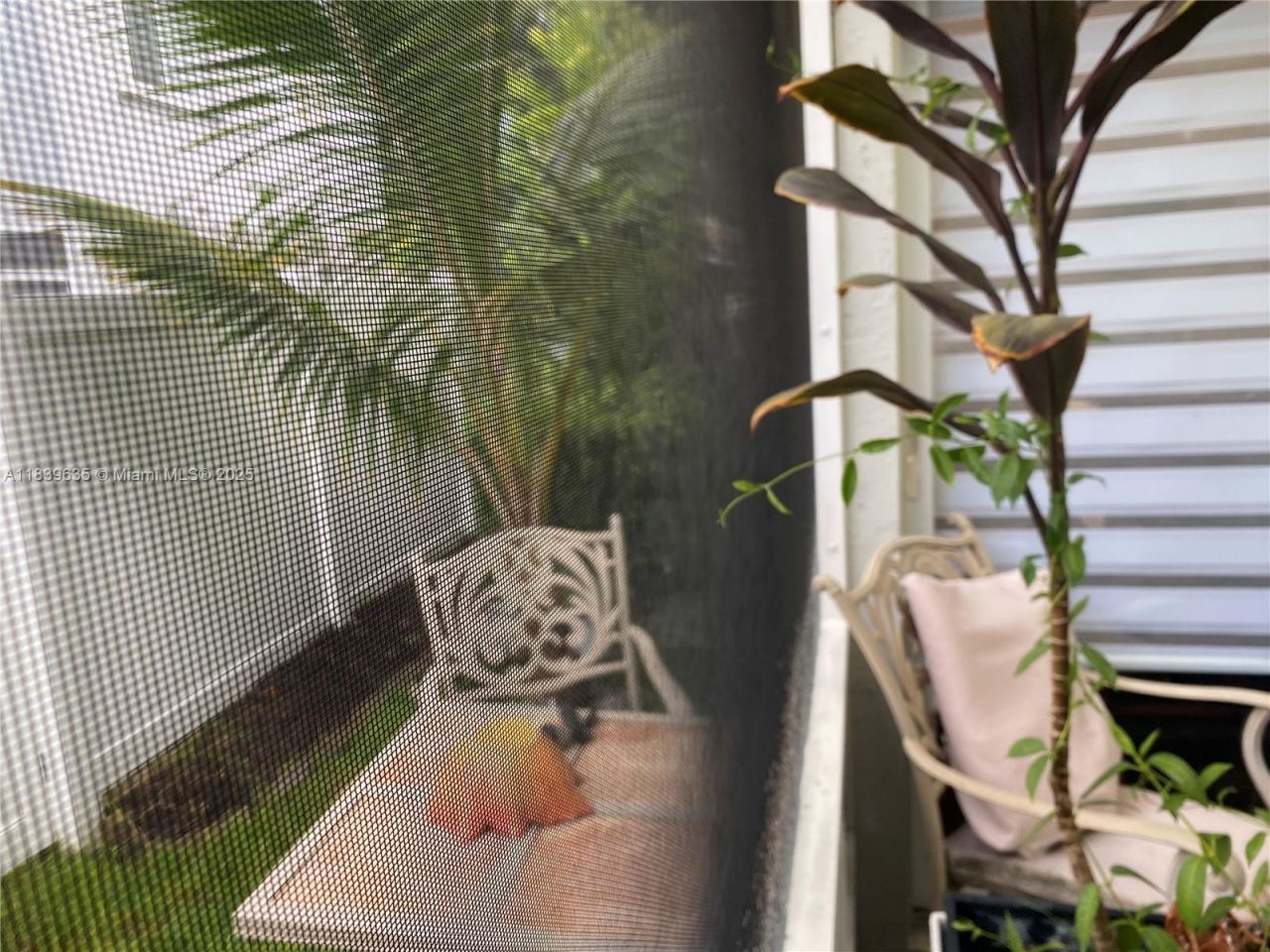 6006 Plum Pl, Tamarac, FL 33321 Photo