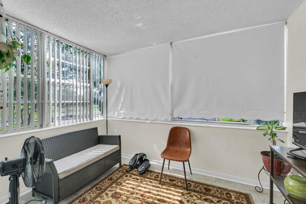 3080 Holiday Springs Blvd, Unit 207, Margate, FL 33063 Photo