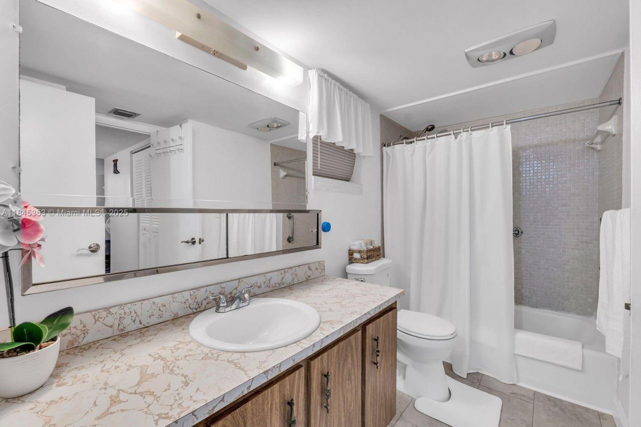 3080 Holiday Springs Blvd, Unit 207, Margate, FL 33063 Photo