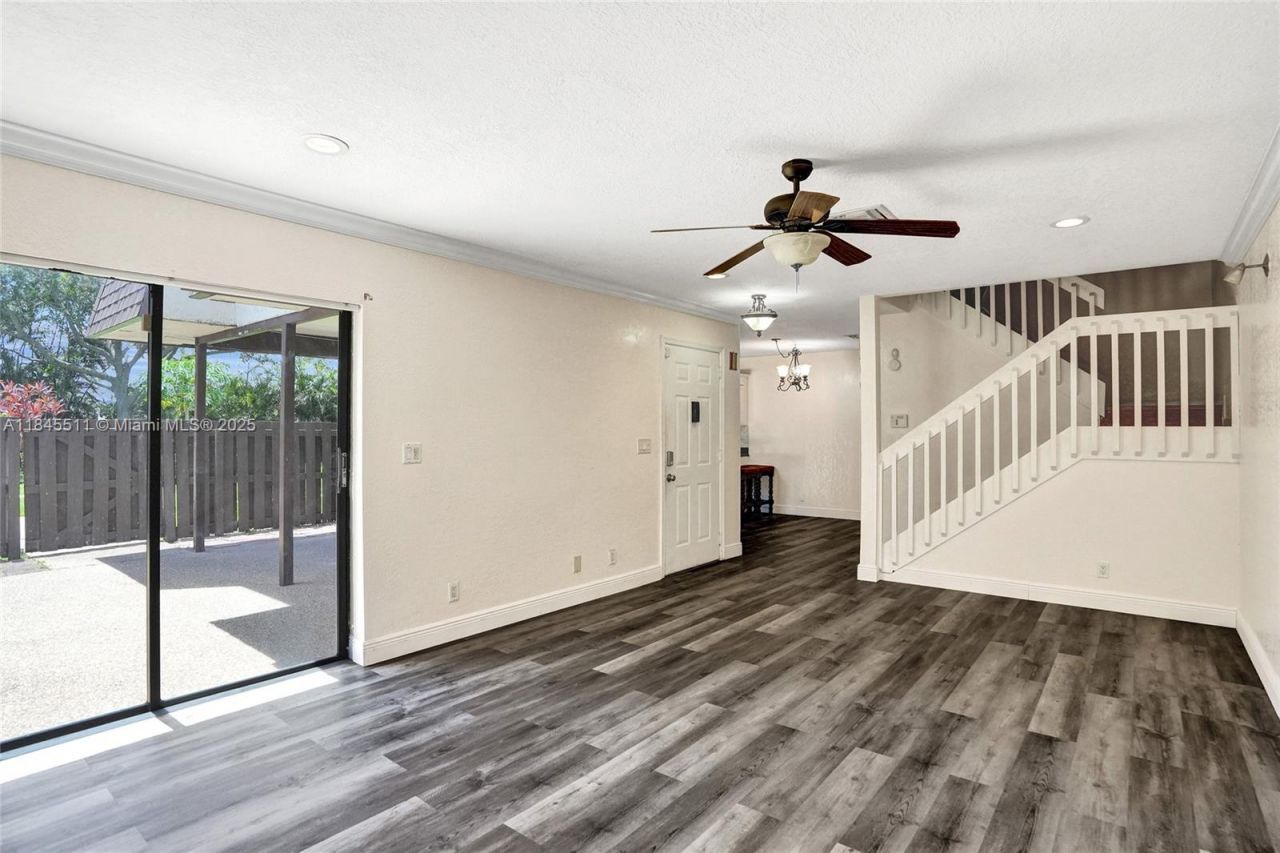 2560 NW 99th Ave, Coral Springs, FL 33065 Photo