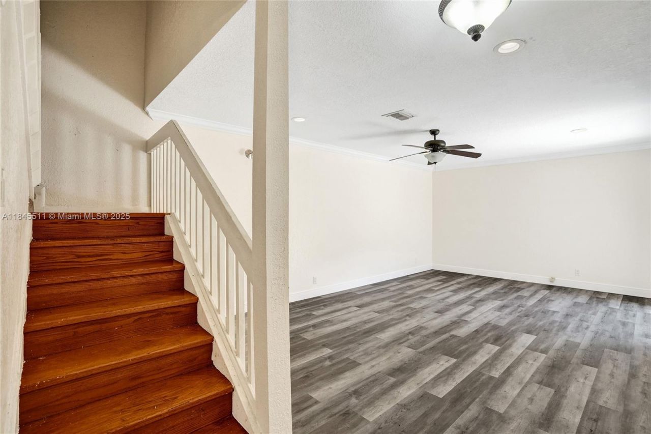 2560 NW 99th Ave, Coral Springs, FL 33065 Photo