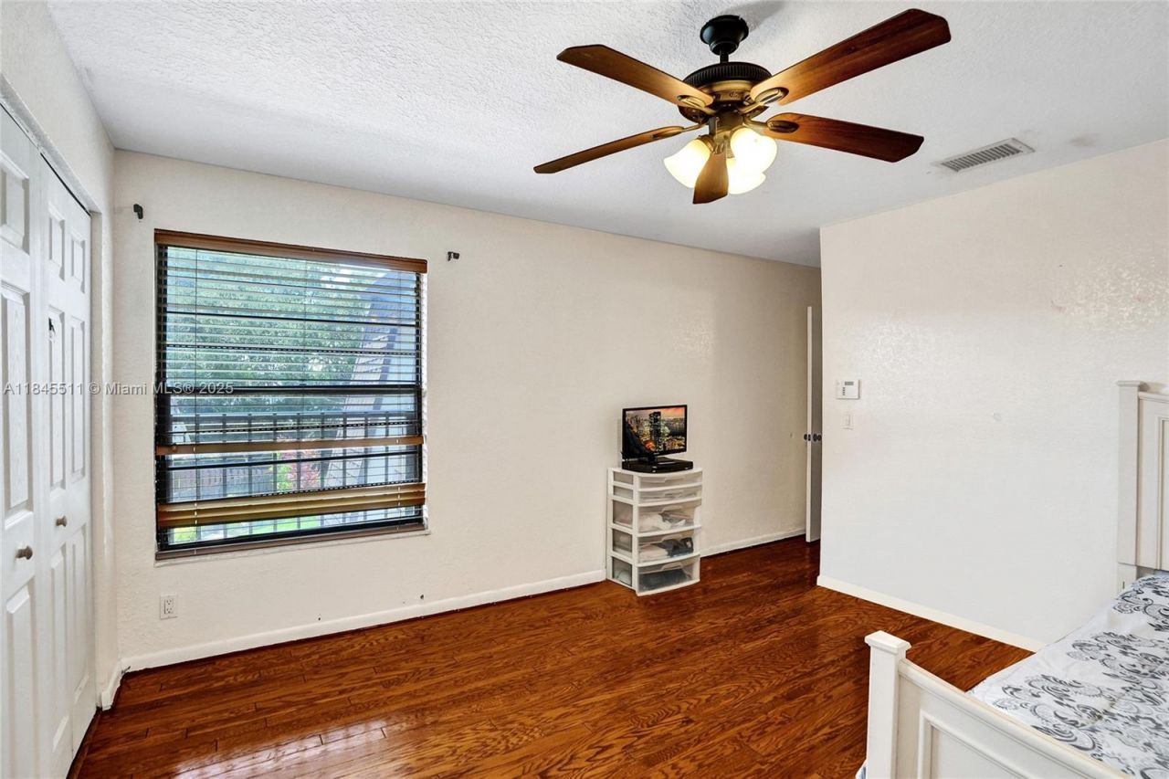 2560 NW 99th Ave, Coral Springs, FL 33065 Photo