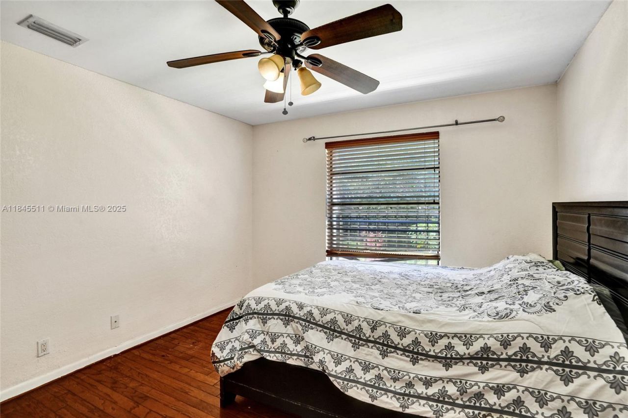 2560 NW 99th Ave, Coral Springs, FL 33065 Photo