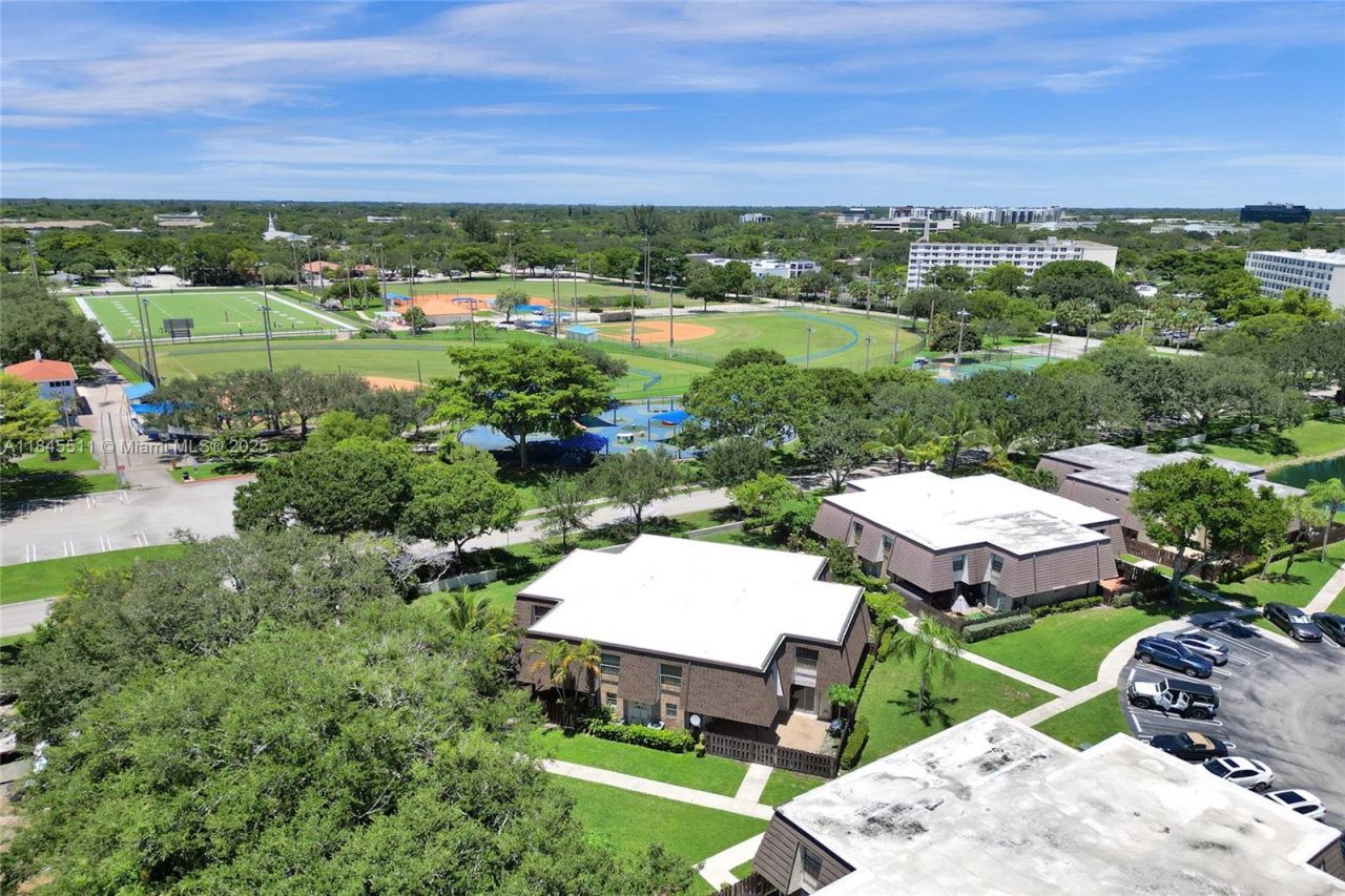 2560 NW 99th Ave, Coral Springs, FL 33065 Photo