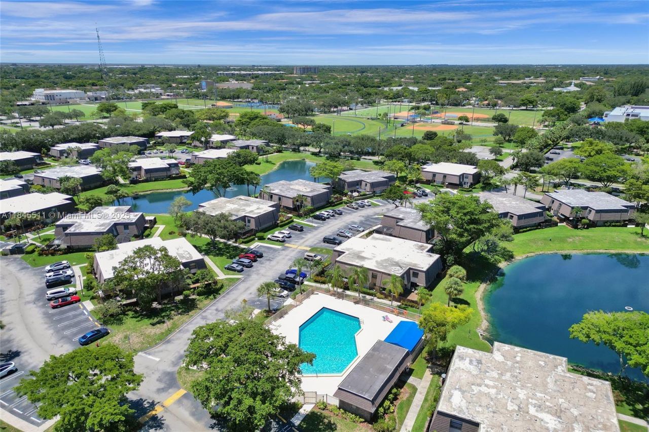 2560 NW 99th Ave, Coral Springs, FL 33065 Photo