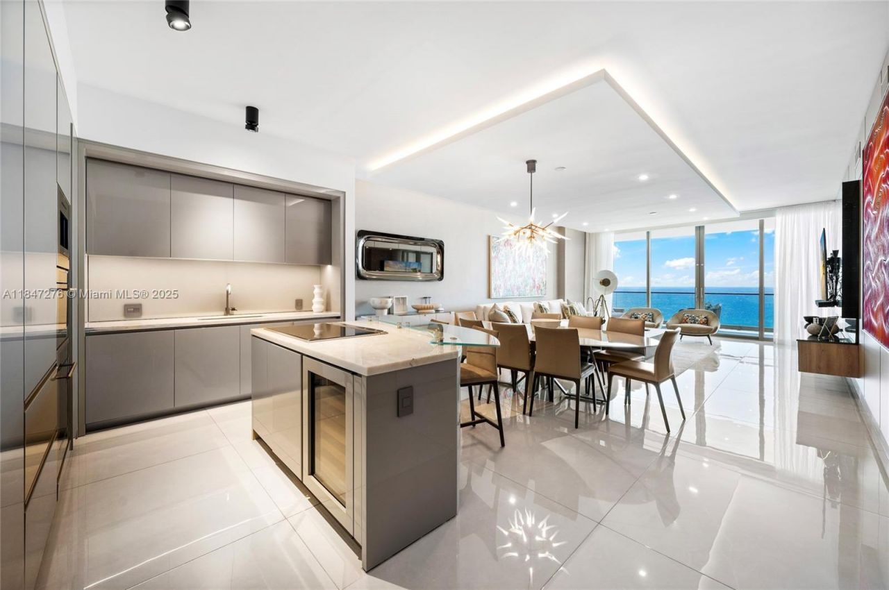 18975 E Collins Ave, Unit 1403, Sunny Isles Beach, FL 33160 Photo