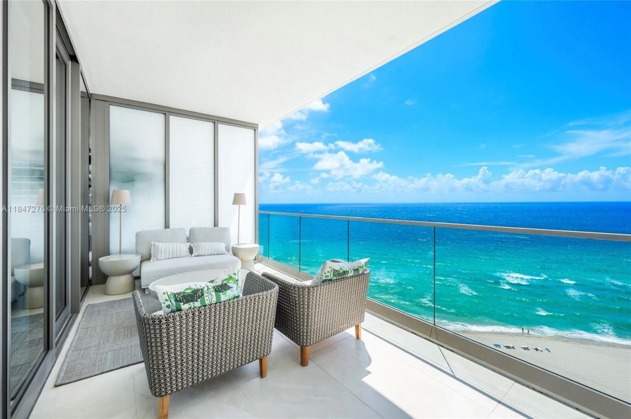 18975 E Collins Ave, Unit 1403, Sunny Isles Beach, FL 33160 Photo