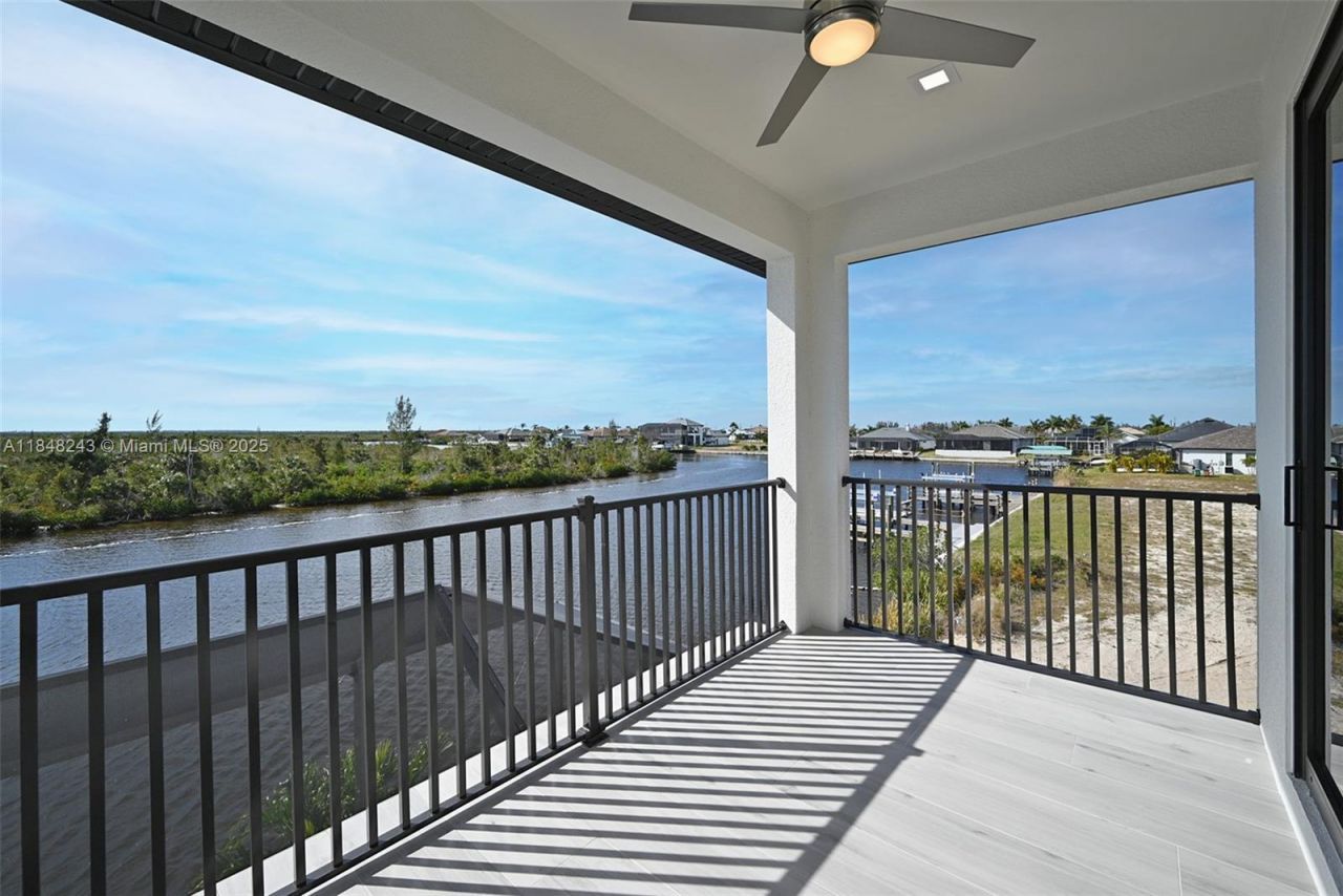 1512 NW 42nd Ave, Cape Coral, FL 33993 Photo