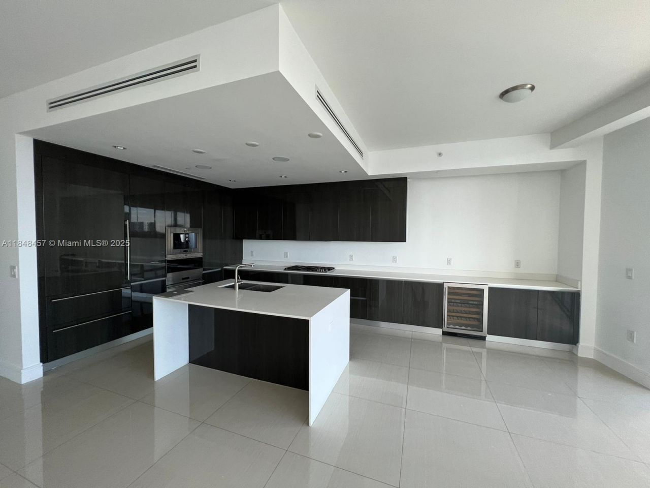 3250 NE 188 St, Unit 403, Aventura, FL 33180 Photo