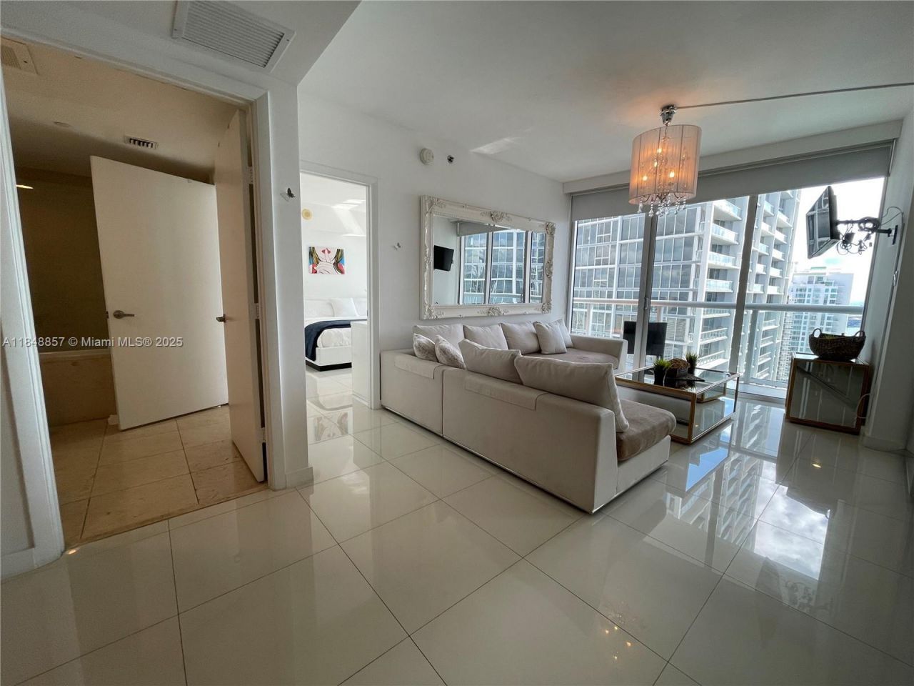 485 Brickell Ave, Unit 3711, Miami, FL 33131 Photo
