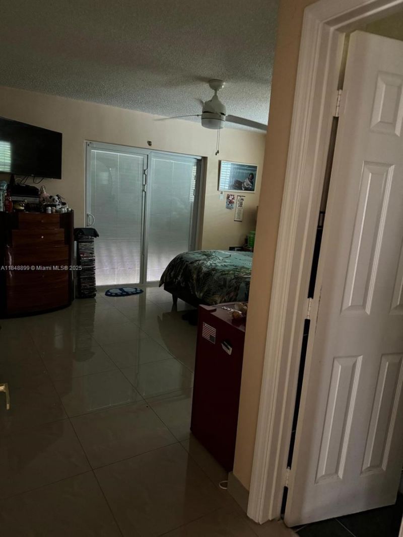 4311 SW 95th Ct, Miami, FL 33165 Photo