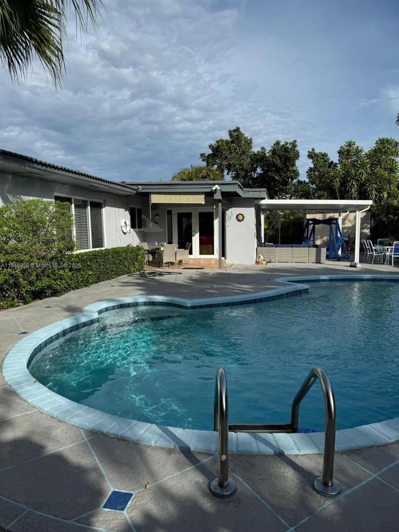 4311 SW 95th Ct, Miami, FL 33165 Photo