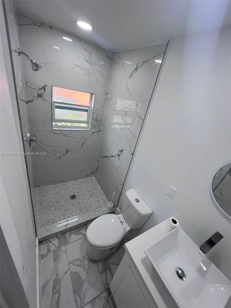 9674 NW 10th Ave, Miami, FL 33150 Photo