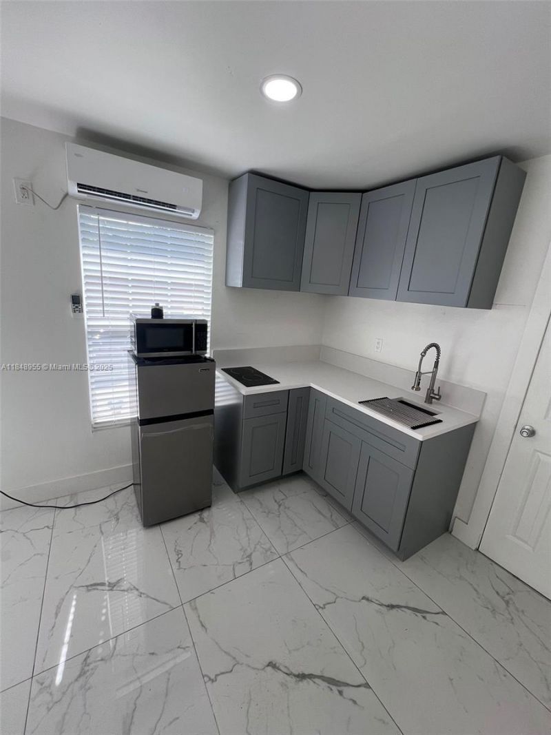 9674 NW 10th Ave, Miami, FL 33150 Photo