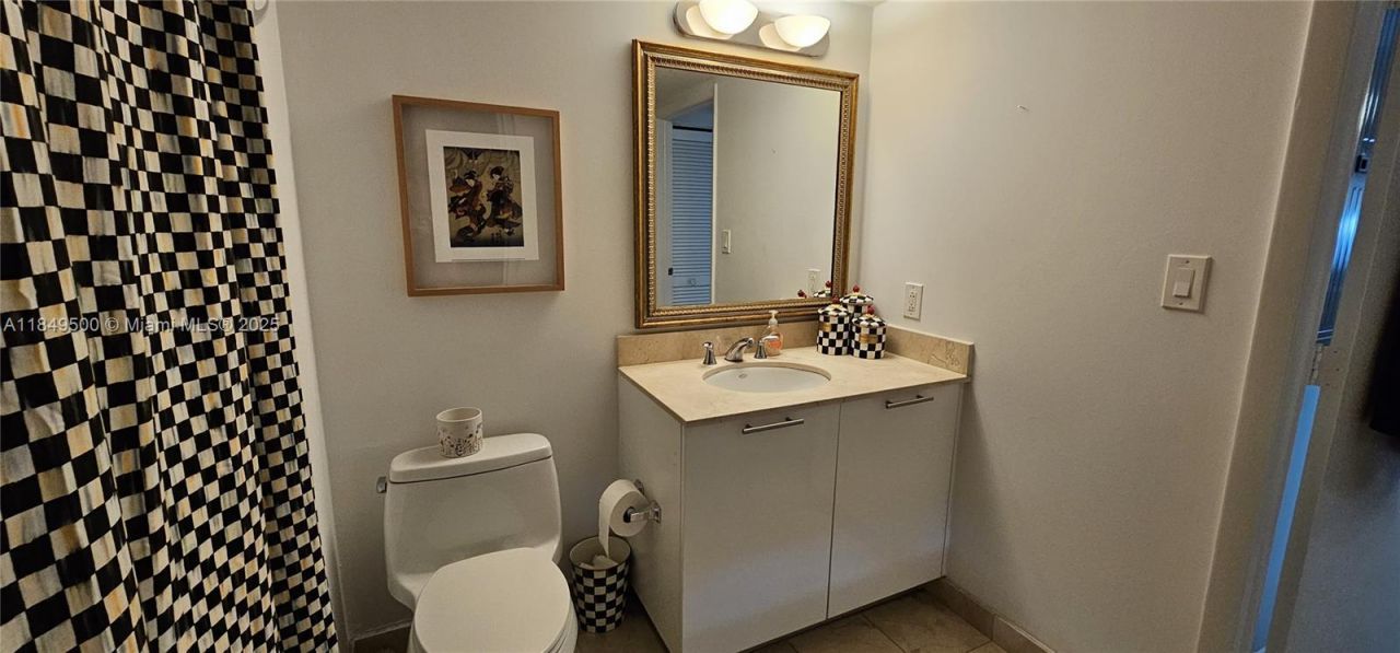 1800 N Bayshore Dr, Unit 3808, Miami, FL 33132 Photo