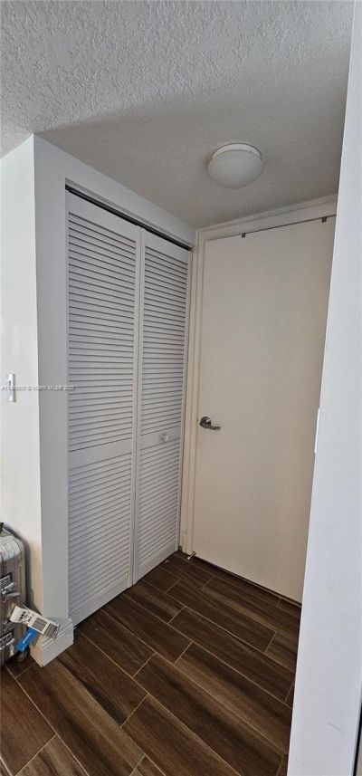 1800 N Bayshore Dr, Unit 3808, Miami, FL 33132 Photo