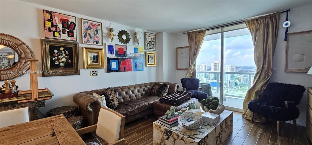 1800 N Bayshore Dr, Unit 3808, Miami, FL 33132 Photo