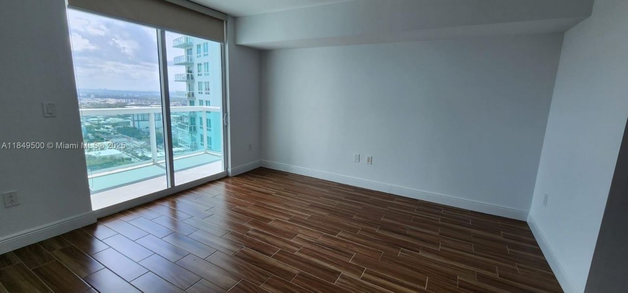 1800 N Bayshore Dr, Unit 3808, Miami, FL 33132 Photo