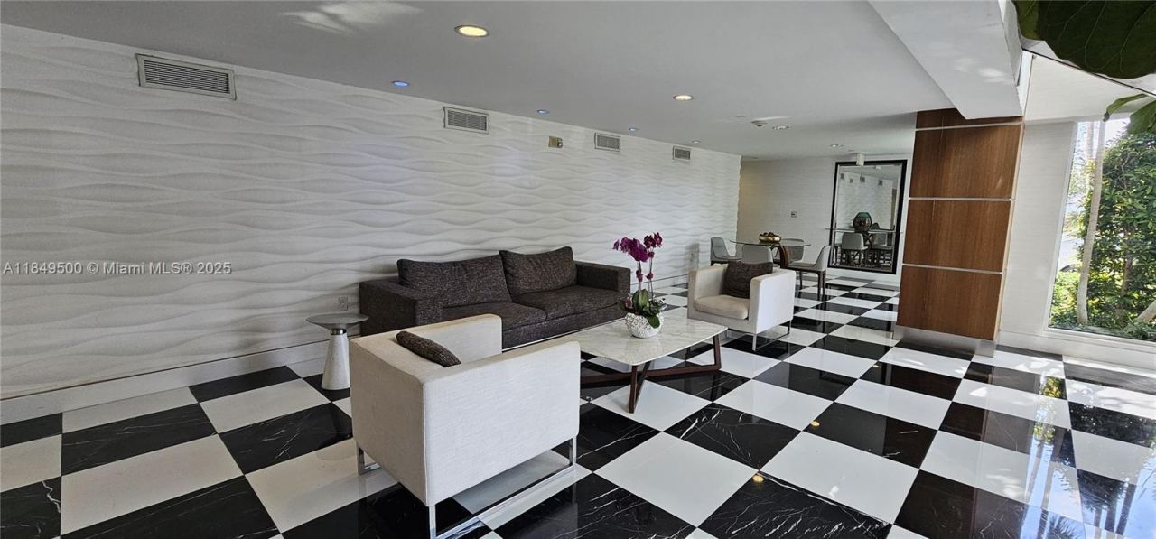 1800 N Bayshore Dr, Unit 3808, Miami, FL 33132 Photo