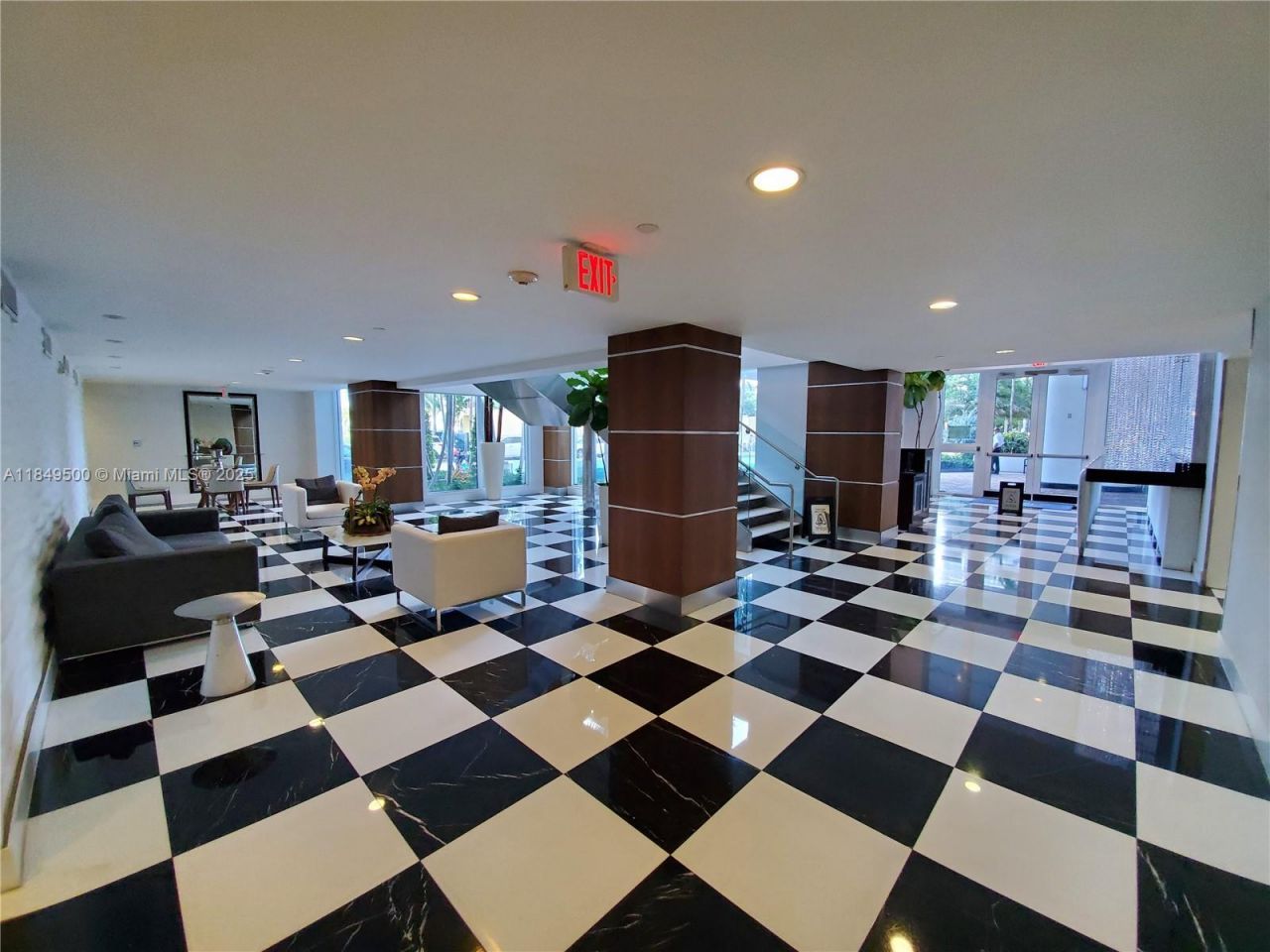 1800 N Bayshore Dr, Unit 3808, Miami, FL 33132 Photo