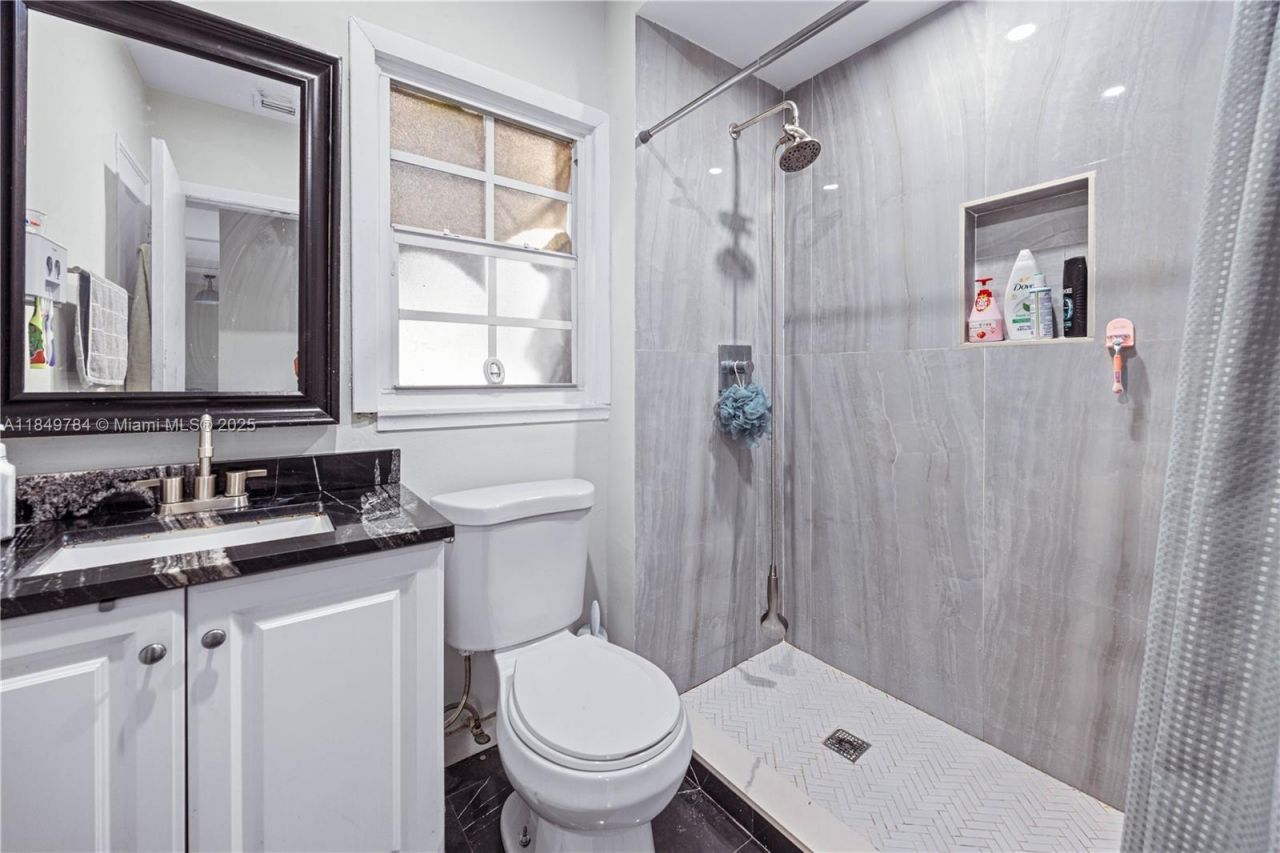 790 NW 63rd St, Miami, FL 33150 Photo