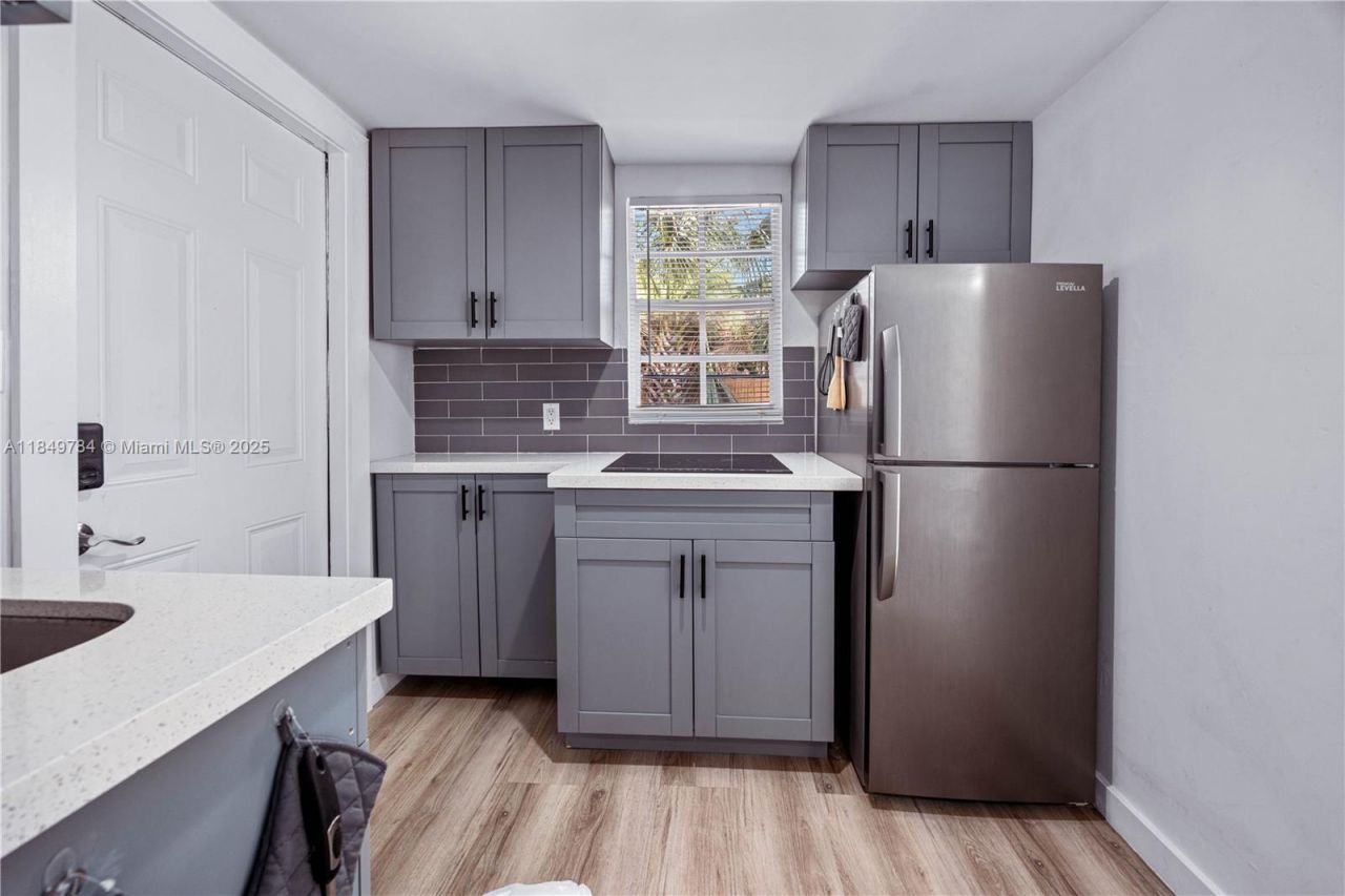 790 NW 63rd St, Miami, FL 33150 Photo