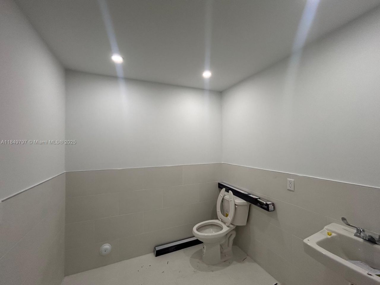 181 NW 44 St, Unit 181, Miami, FL 33127 Photo