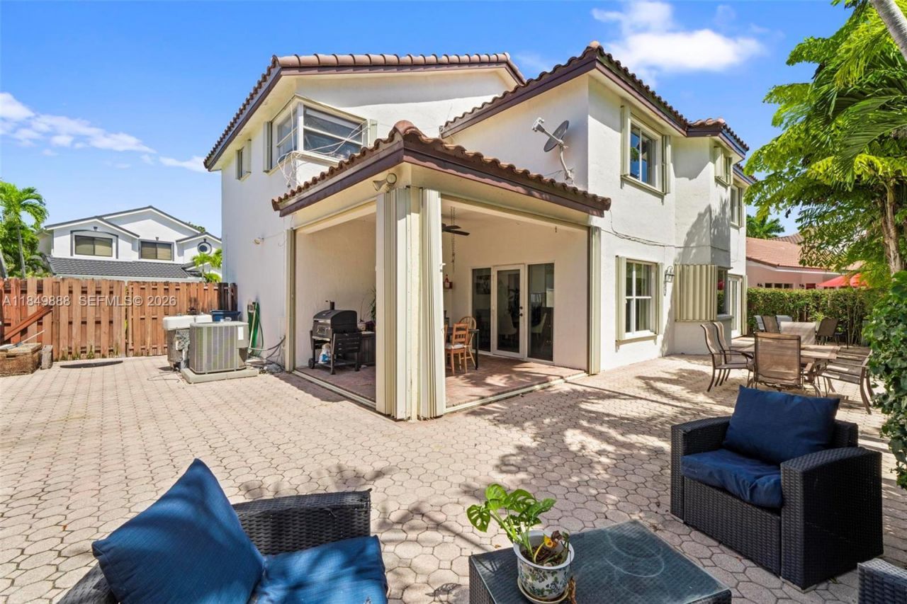 4471 SW 154th Ct, Miami, FL 33185 Photo