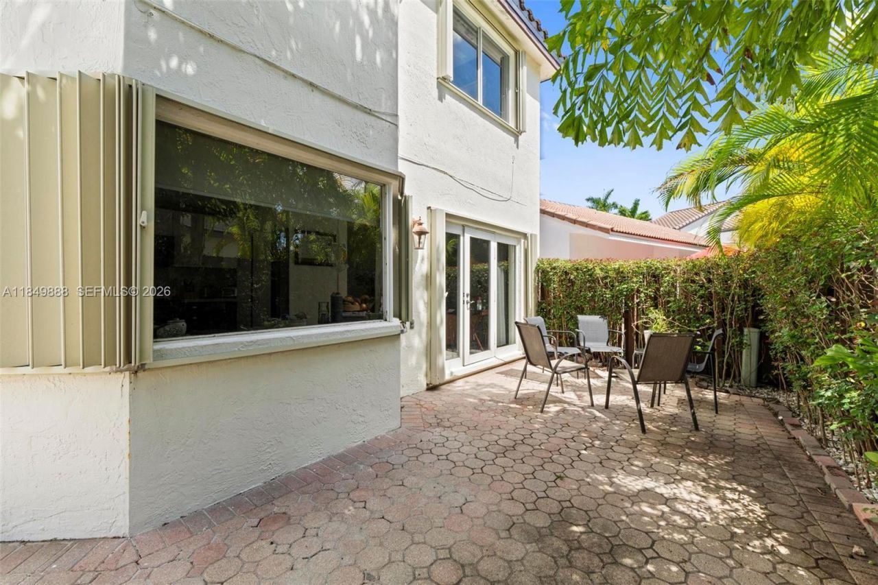 4471 SW 154th Ct, Miami, FL 33185 Photo