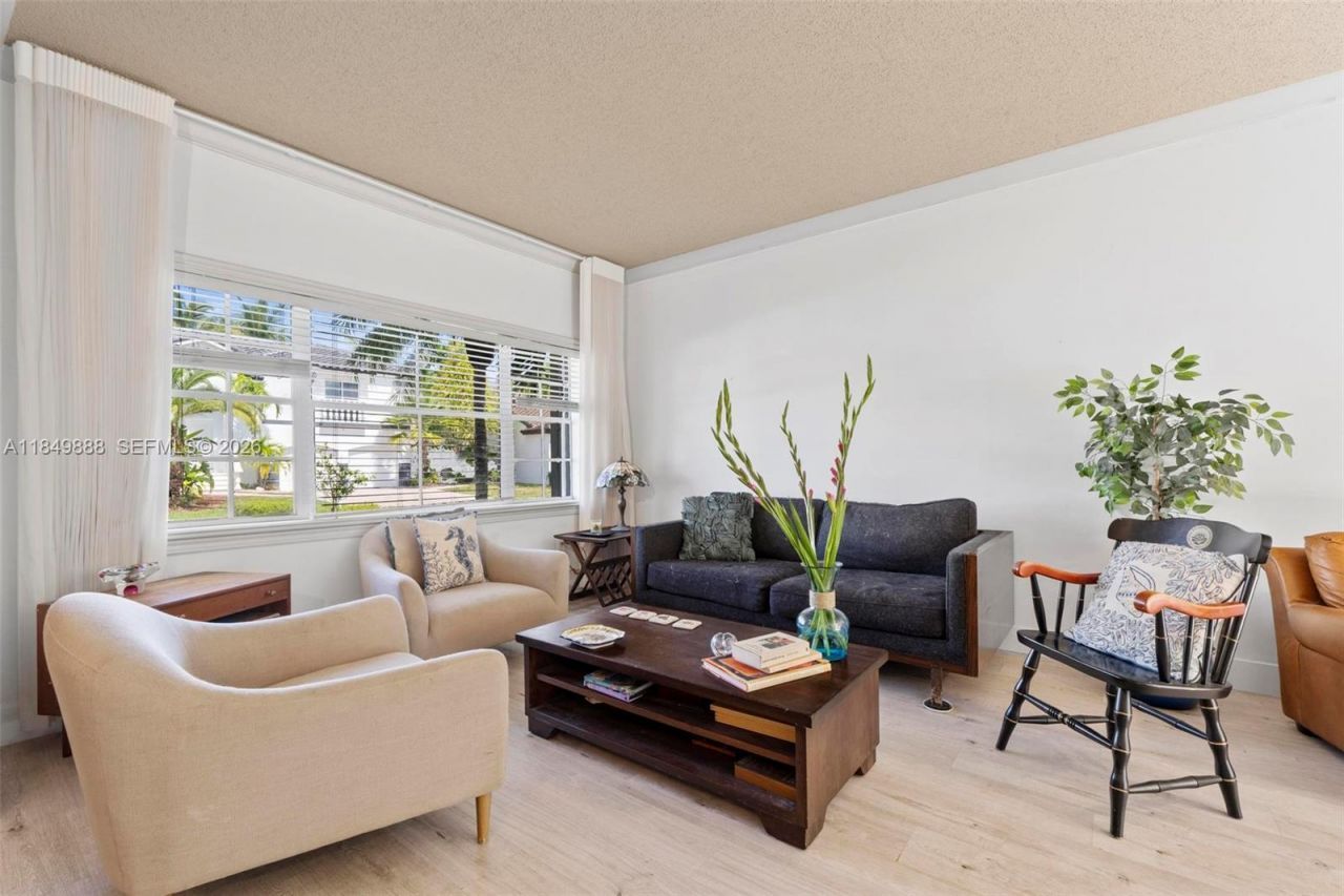 4471 SW 154th Ct, Miami, FL 33185 Photo