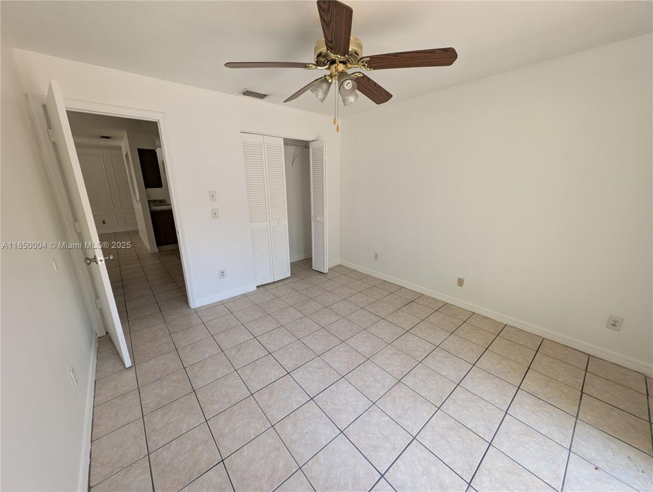 915-917 Turtle Cove Ln, Vero Beach, FL 32963 Photo