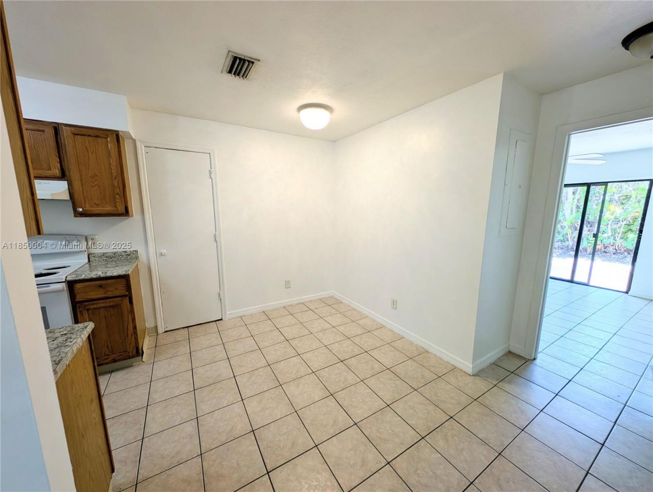 915-917 Turtle Cove Ln, Vero Beach, FL 32963 Photo