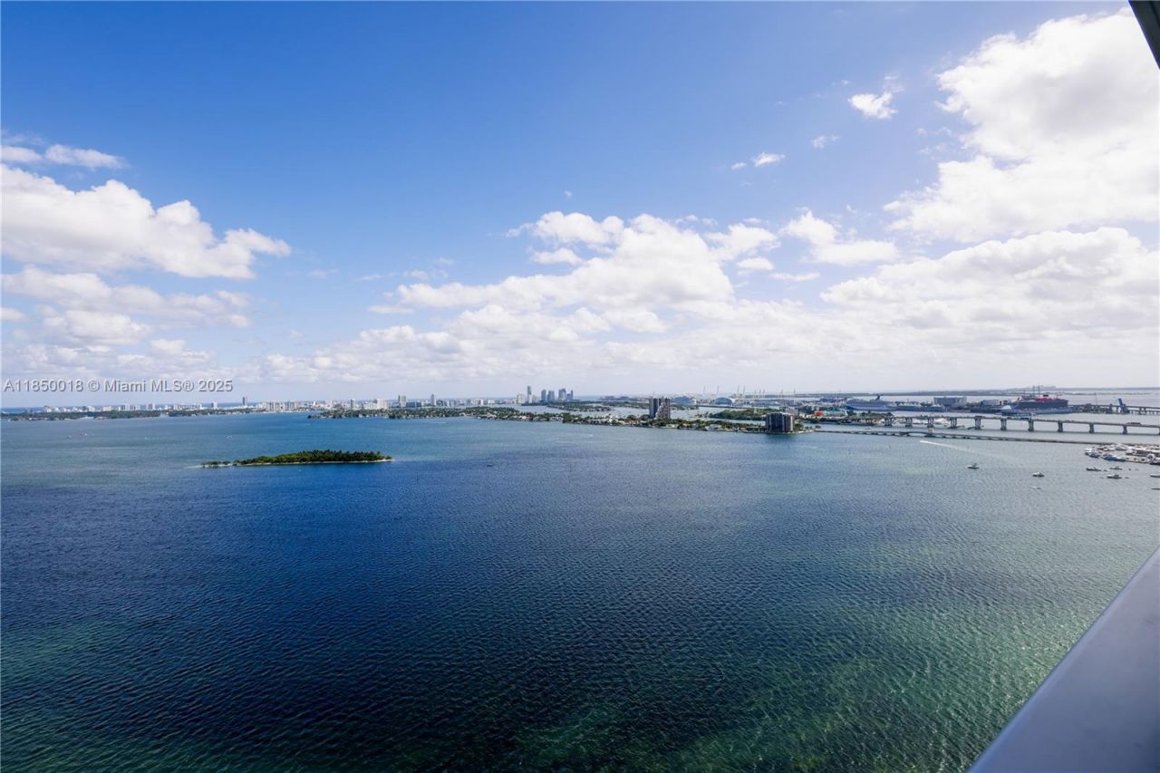 700 NE 24 Street, Unit 2803, Miami, FL 33137 Photo