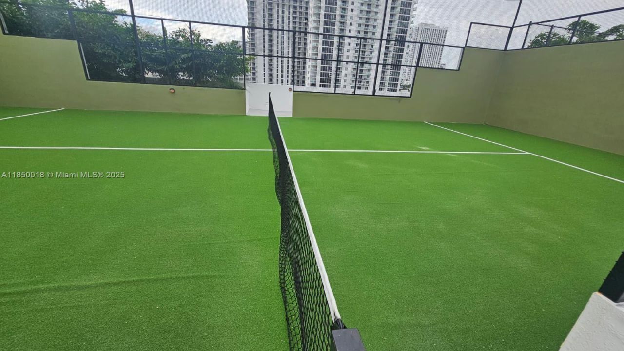 700 NE 24 Street, Unit 2803, Miami, FL 33137 Photo