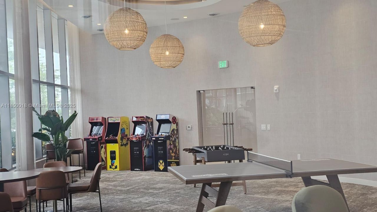 700 NE 24 Street, Unit 2803, Miami, FL 33137 Photo