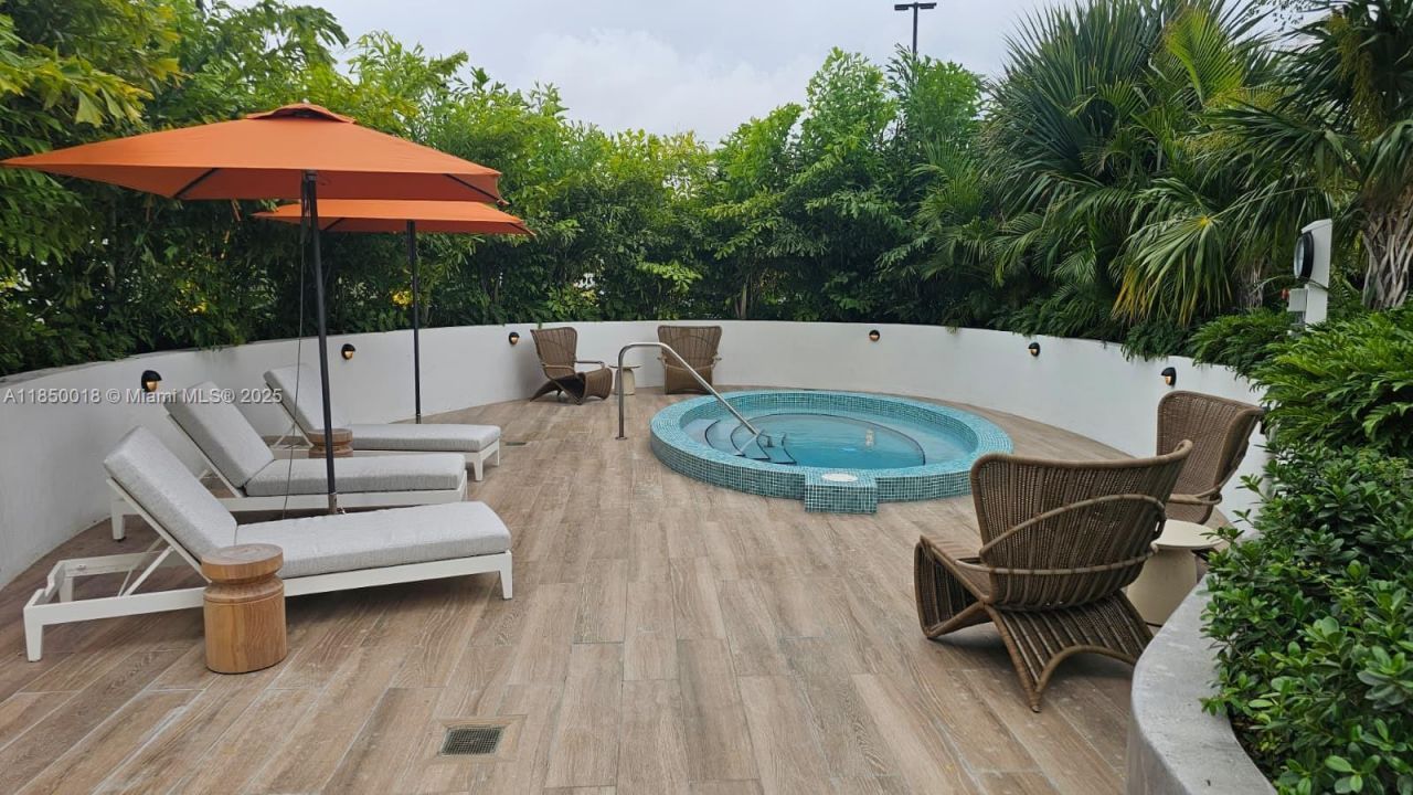 700 NE 24 Street, Unit 2803, Miami, FL 33137 Photo