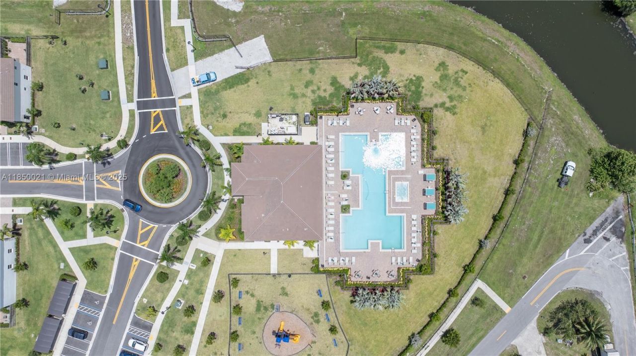 12561 NW 23rd Pl, Miami, FL 33167 Photo