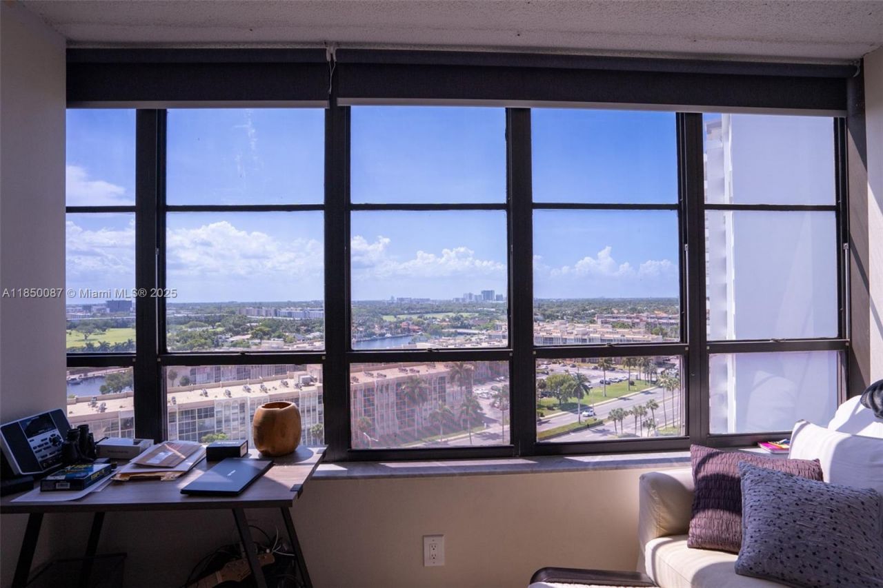 500 Three Islands Blvd, Unit 1008, Hallandale Beach, FL 33009 Photo