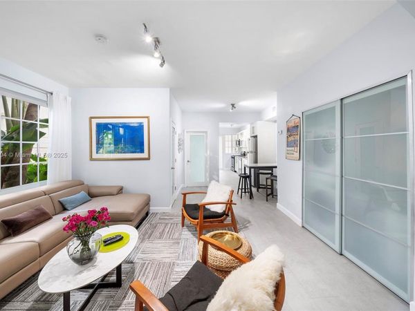 1569 Michigan Ave, Unit 10, Miami Beach, FL 33139