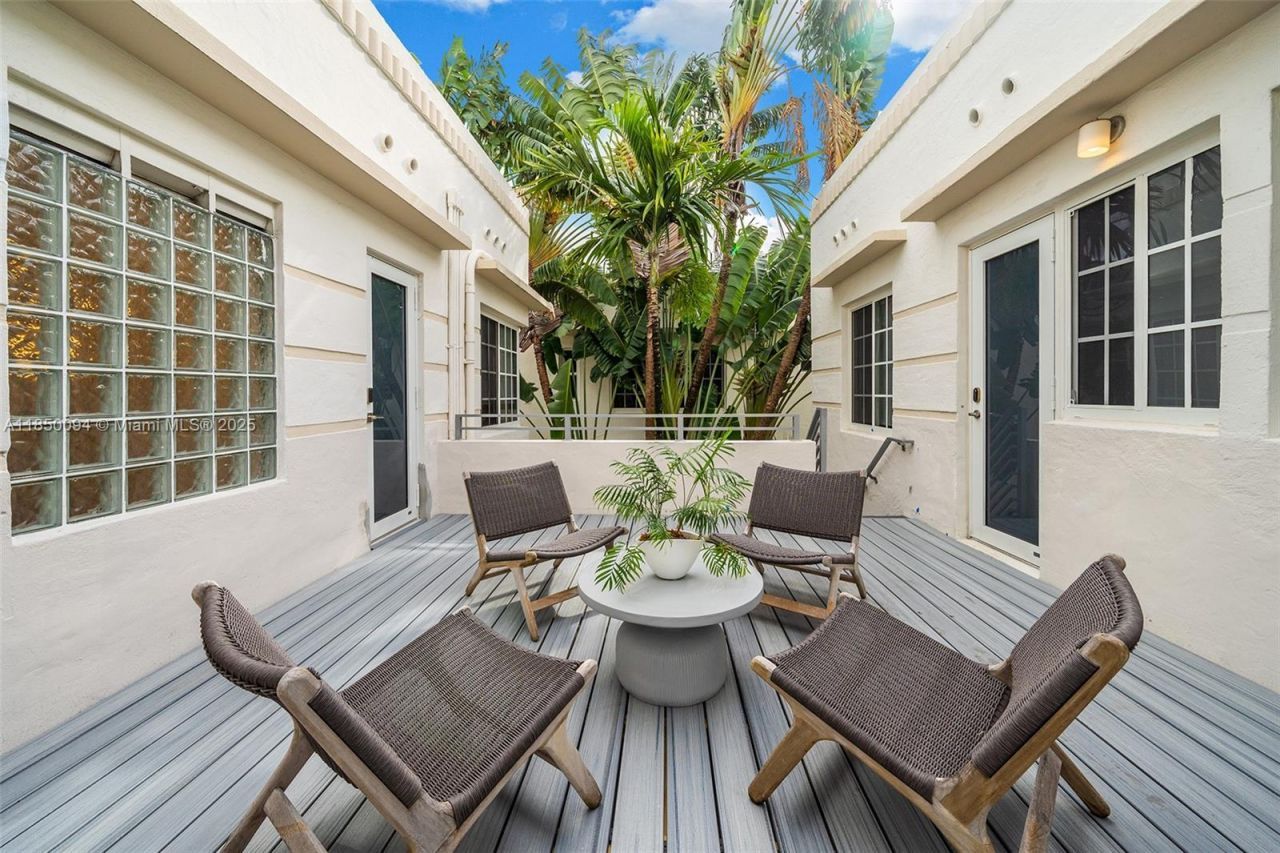 1569 Michigan Ave, Unit 10, Miami Beach, FL 33139 Photo