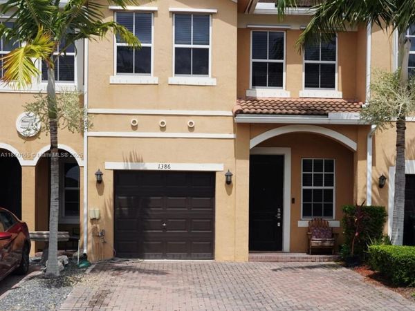 1386 SE 23rd Ter, Homestead, FL 33035