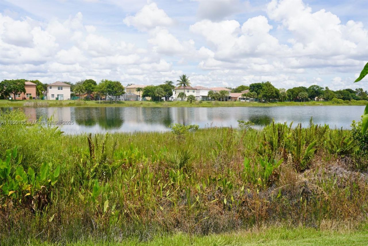 1386 SE 23rd Ter, Homestead, FL 33035 Photo