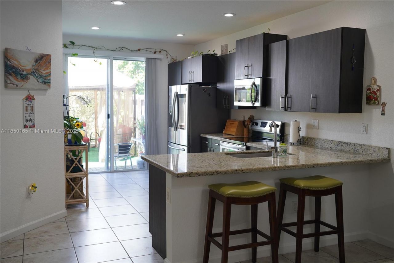 1386 SE 23rd Ter, Homestead, FL 33035 Photo