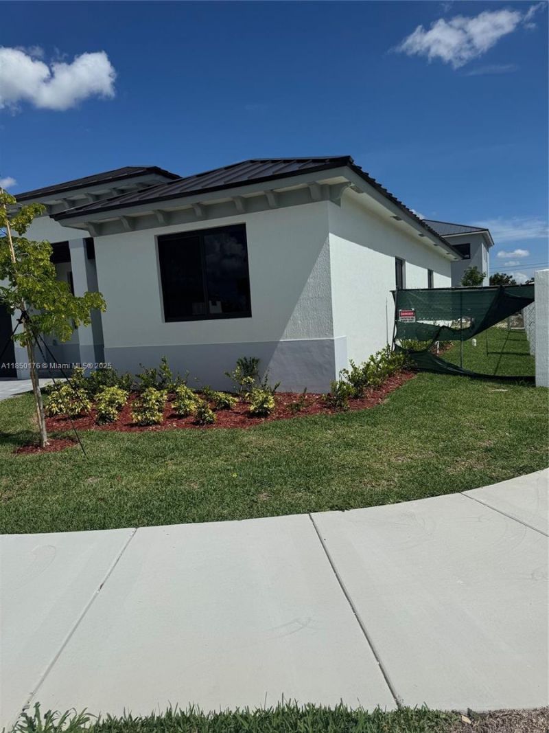 18901 SW 316th Ter, Homestead, FL 33030 Photo