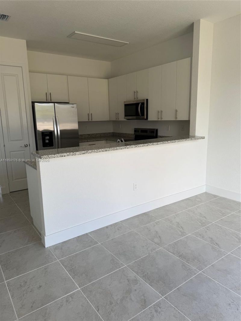 18901 SW 316th Ter, Homestead, FL 33030 Photo