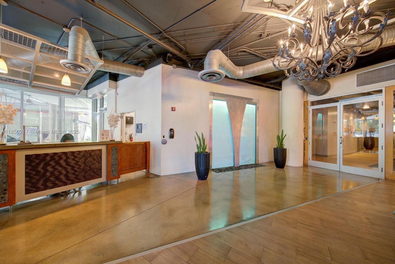 10 SW South River Dr, Unit 708, Miami, FL 33130 Photo