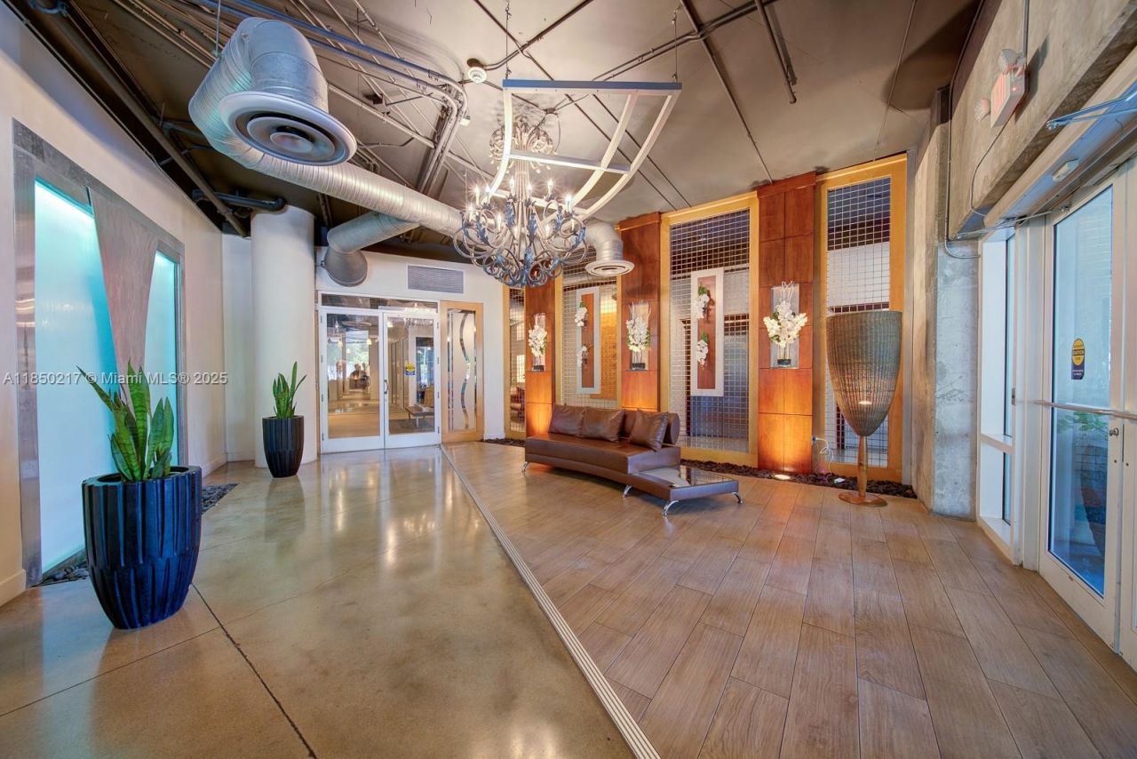 10 SW South River Dr, Unit 708, Miami, FL 33130 Photo