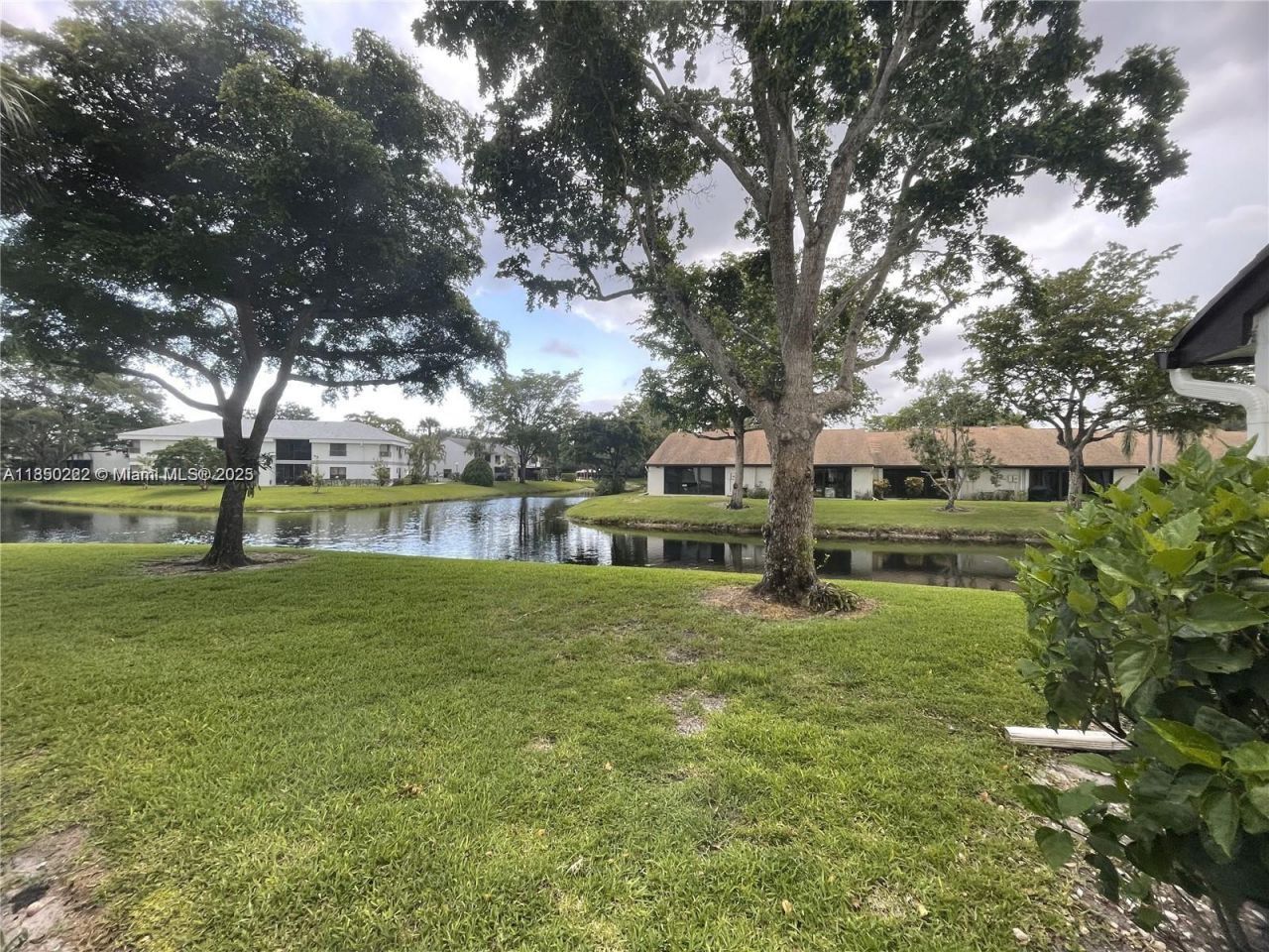 3314 S Carambola Cir S, Unit 2523, Coconut Creek, FL 33066 Photo