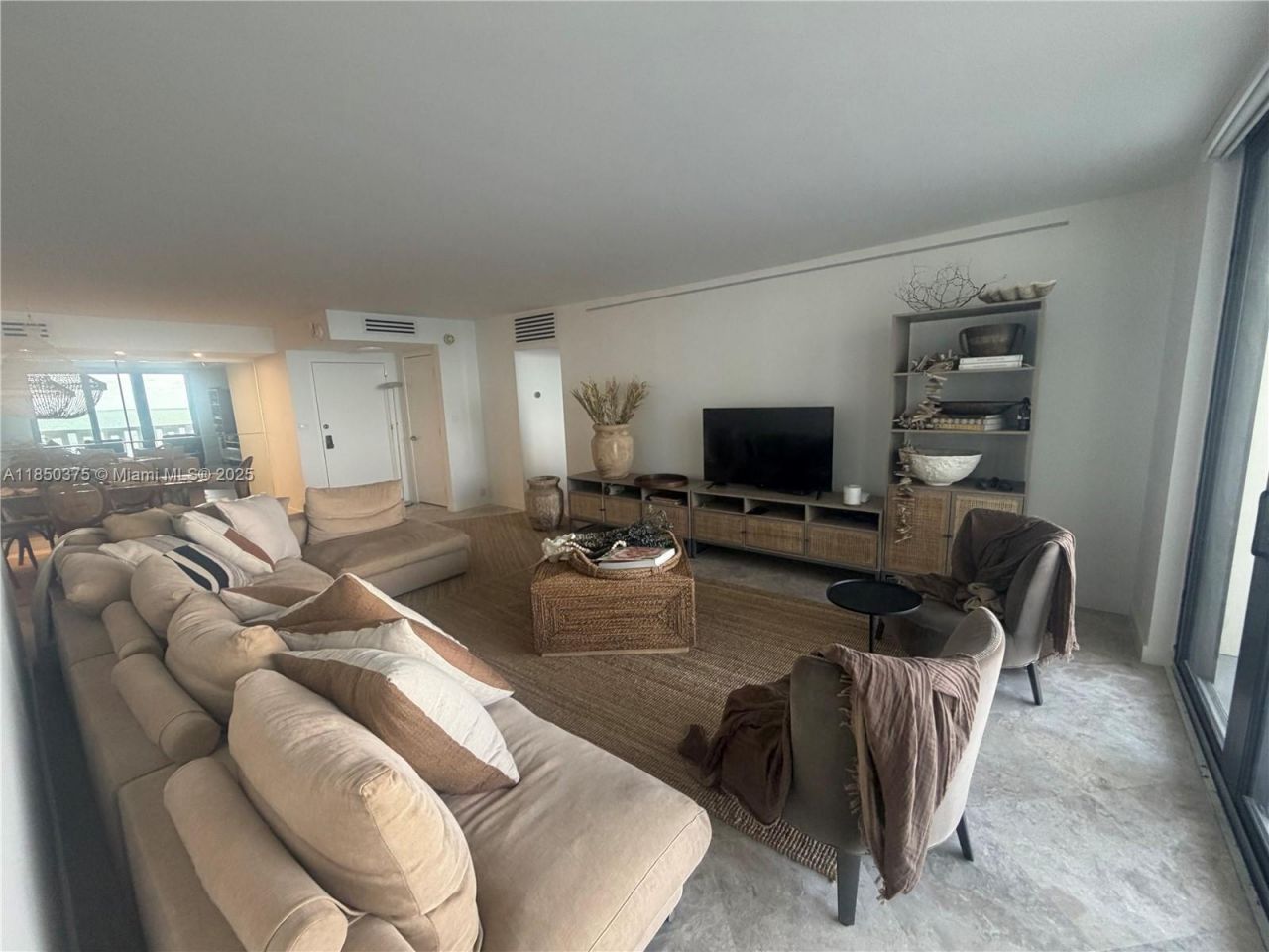 1111 Crandon Blvd, Unit A404, Key Biscayne, FL 33149 Photo