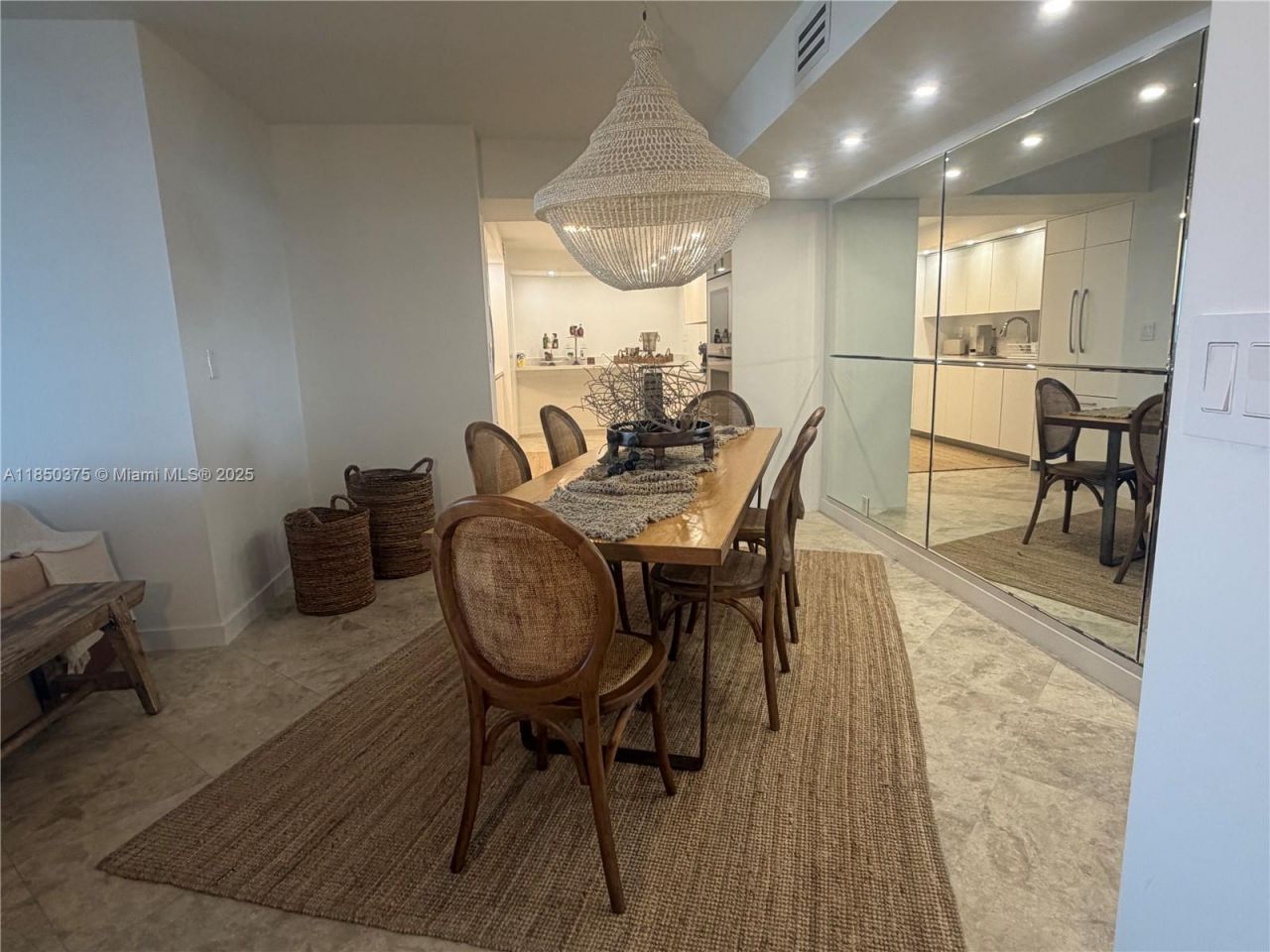 1111 Crandon Blvd, Unit A404, Key Biscayne, FL 33149 Photo